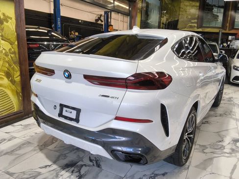 Used 2022 BMW X6 xDrive40i w/ Executive Package AWD/4WD image 5