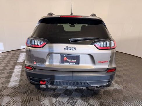 Used 2020 Jeep Cherokee Trailhawk image 9