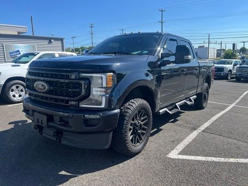 Used 2022 Ford F250 Lariat AWD/4WD image 2