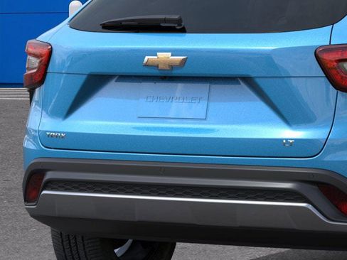 New 2026 Chevrolet Trax LT image 14