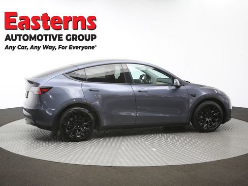 Used 2021 Tesla Model Y Long Range AWD/4WD image 38