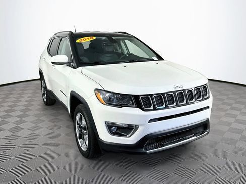 Certified 2018 Jeep Compass Limited AWD/4WD image 2