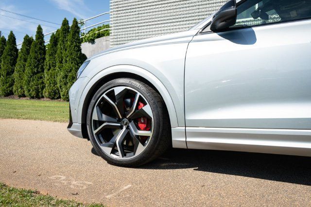 Certified 2024 Audi RS Q8 AWD/4WD image 5