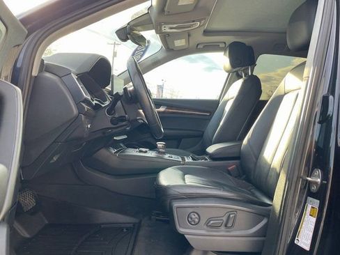 Used 2018 Audi Q5 2.0T Premium Plus w/ Premium Plus Package image 9