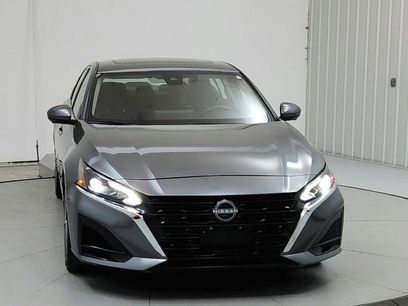 Used 2023 Nissan Altima 2.5 SL