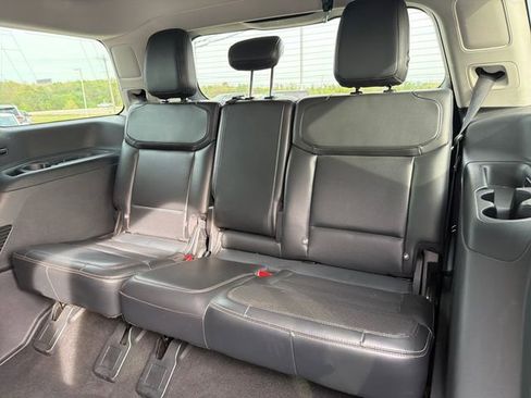 Used 2025 Ford Expedition Platinum AWD/4WD image 58