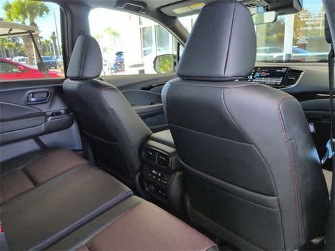 Used 2026 Honda Ridgeline Black Edition image 19