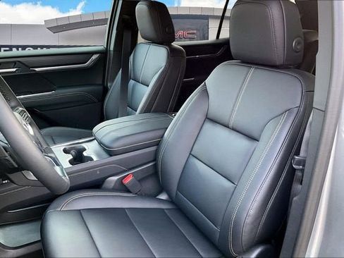 New 2026 GMC Acadia Elevation w/ Elevation Premium Package image 9