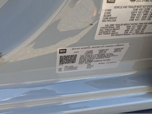 Used 2024 Chevrolet Silverado 2500 Custom w/ Custom Value Package image 10