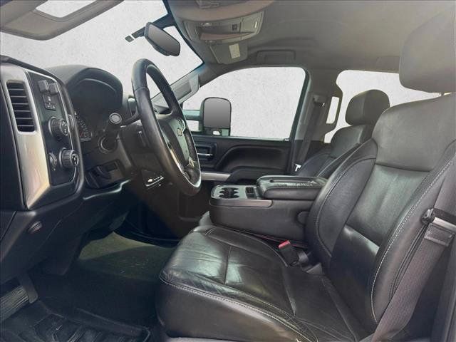 Used 2015 Chevrolet Silverado 2500 LT w/ Z71 Package, Off-Road AWD/4WD image 16