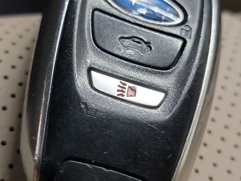 Used 2018 Subaru Outback 2.5i Limited image 32