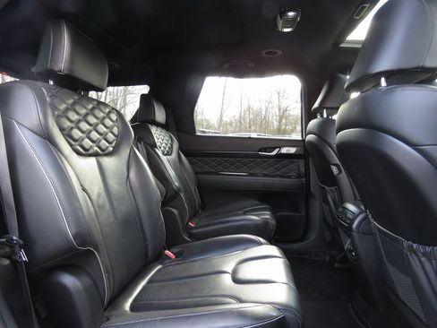Used 2020 Hyundai Palisade Limited image 17