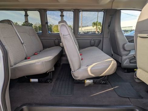 Used 2024 Chevrolet Express 3500 LS image 25