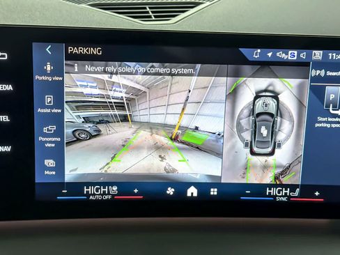 Used 2025 BMW 228i xDrive w/ Premium Package image 18