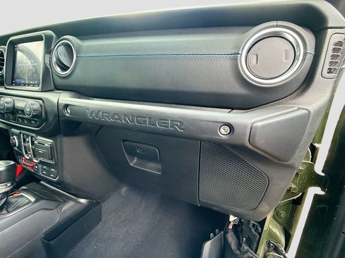 Used 2022 Jeep Wrangler Unlimited Rubicon 4xe w/ Steel Bumper Group AWD/4WD image 32