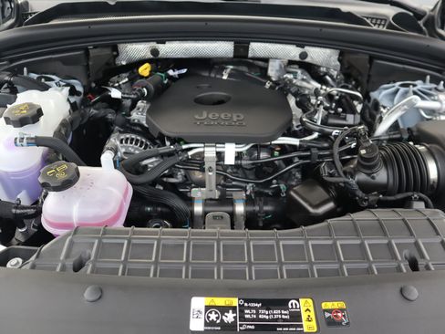 New 2026 Jeep Grand Cherokee Limited AWD/4WD image 21