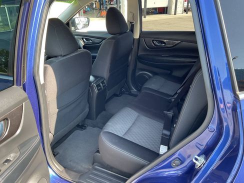 Used 2019 Nissan Rogue SV AWD/4WD image 29