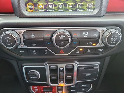 Used 2021 Jeep Wrangler Unlimited Rubicon image 22