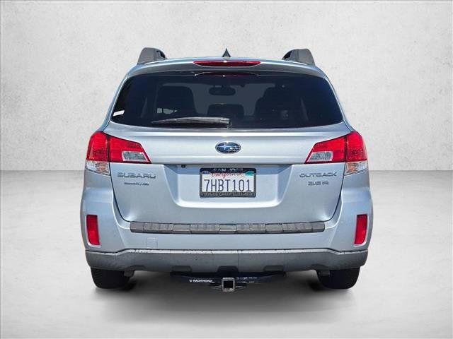 Used 2014 Subaru Outback 3.6R Limited AWD/4WD image 6