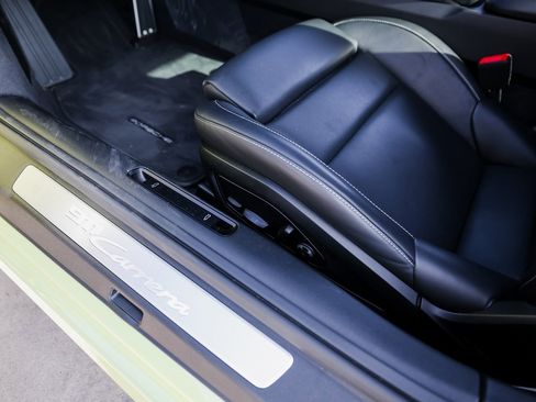 Certified 2025 Porsche 911 Carrera image 14