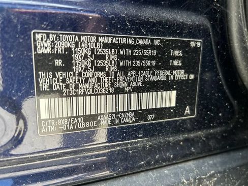 Used 2020 Toyota RAV4 XLE Premium FWD image 6