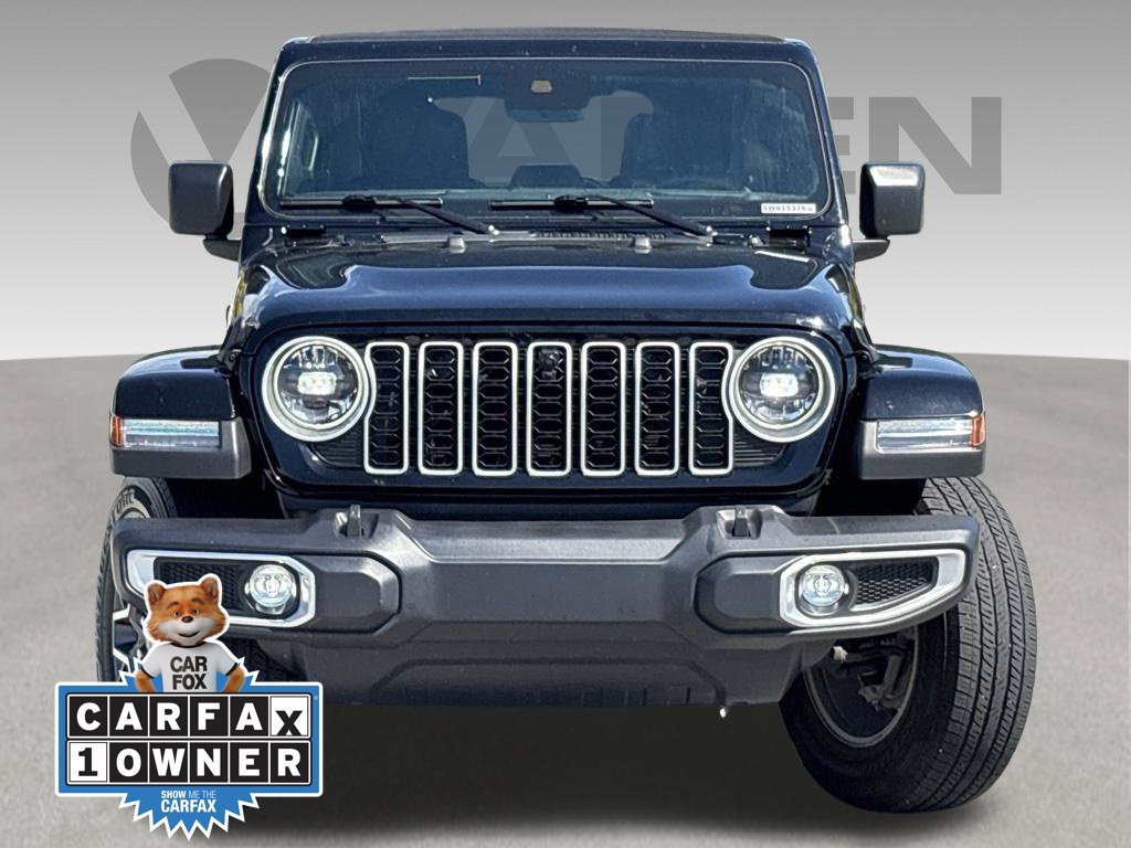 Used 2025 Jeep Wrangler Unlimited Sahara AWD/4WD image 2