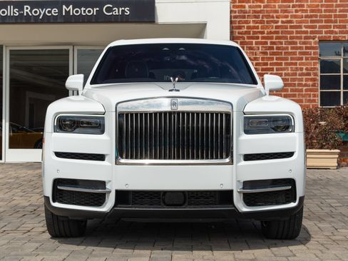 Certified 2024 Rolls-Royce Cullinan w/ Cullinan Package AWD/4WD image 5