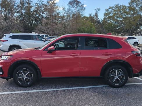 Used 2023 Honda HR-V EX-L image 8