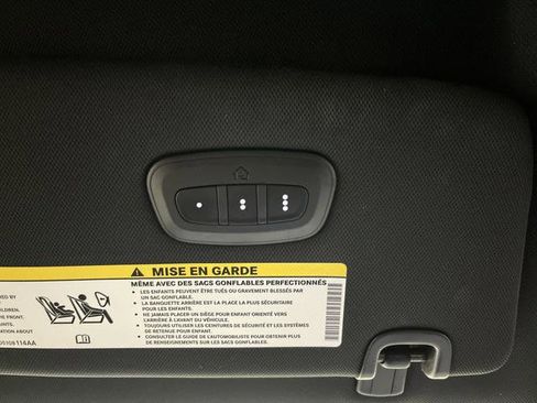 Used 2020 Chrysler Pacifica Limited w/ Advanced Safetytec Group image 27