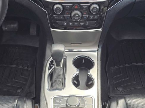 Used 2019 Jeep Grand Cherokee Limited w/ Luxury Group II AWD/4WD image 13