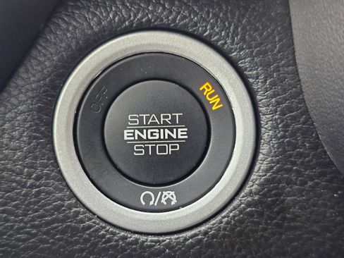 Used 2025 RAM 1500 Rebel image 21