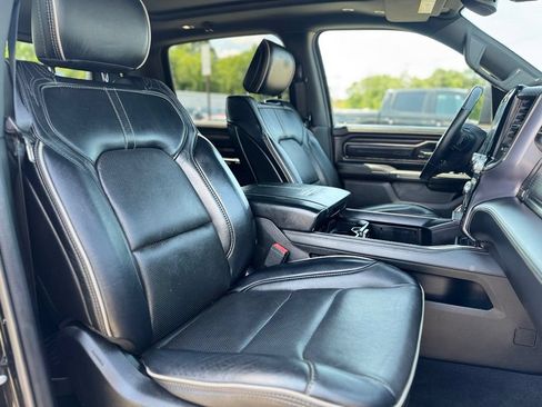 Used 2019 RAM 1500 Limited AWD/4WD image 11