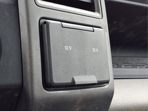 Used 2022 Ford F550 2WD Regular Cab Super Duty image 20