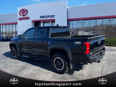 Used 2024 Toyota Tacoma TRD Off-Road image 3