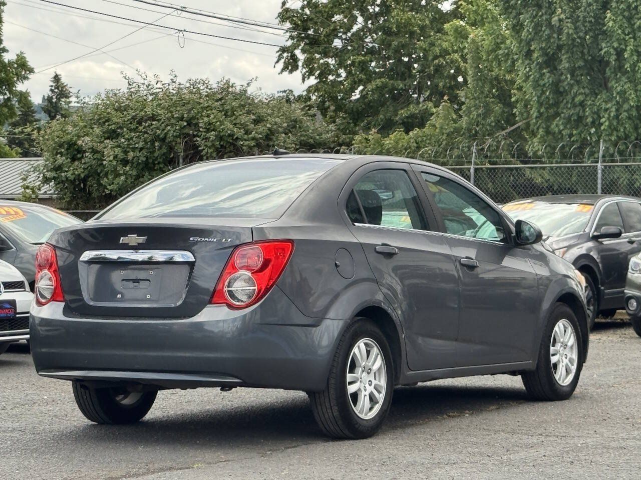 Used 2013 Chevrolet Sonic LT FWD image 4