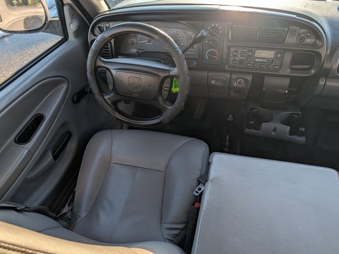 Used 2002 Dodge Ram 2500 Truck 4x4 Quad Cab image 9