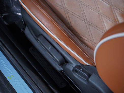 Used 2023 MINI Cooper SE image 14