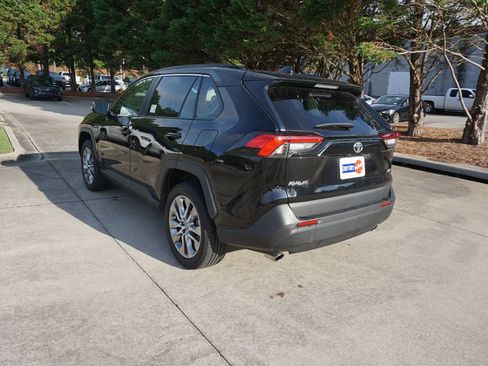 Used 2023 Toyota RAV4 XLE Premium FWD image 20