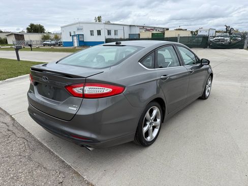 Used 2014 Ford Fusion SE w/ Equipment Group 201A image 5