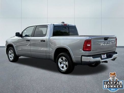 Used 2025 RAM 1500 Big Horn AWD/4WD image 7