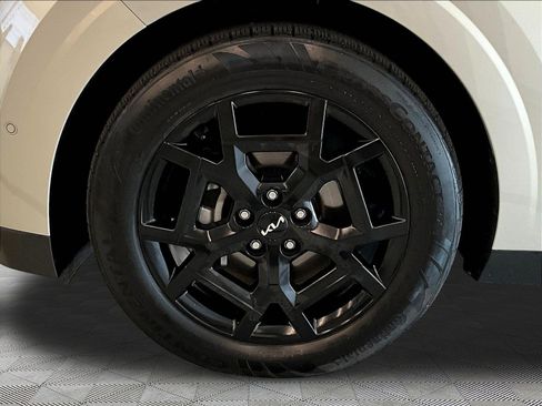 Used 2025 Kia Carnival SX Prestige FWD image 35
