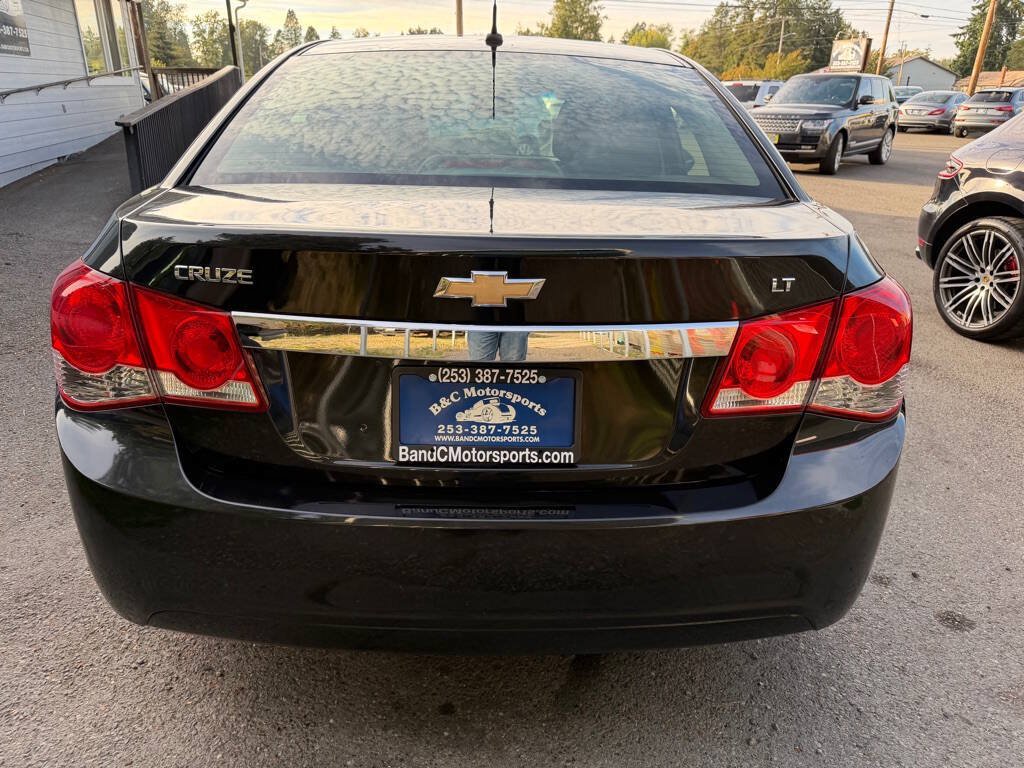Used 2012 Chevrolet Cruze LT FWD image 2