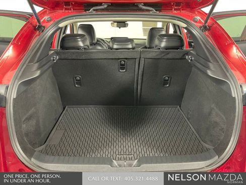 Used 2025 MAZDA CX-30 AWD 2.5 S w/ Preferred Package image 14