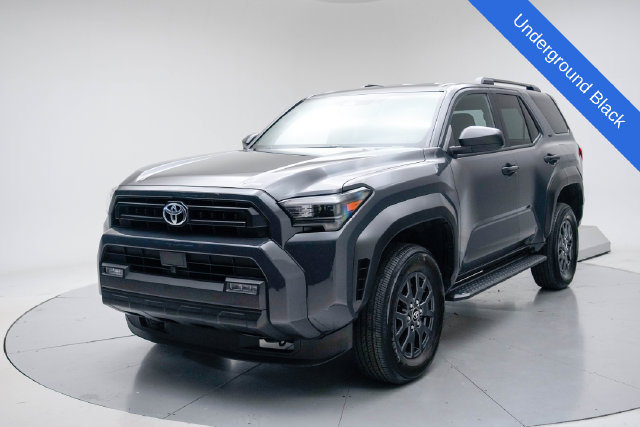 Used 2025 Toyota 4Runner SR5 AWD/4WD image 3