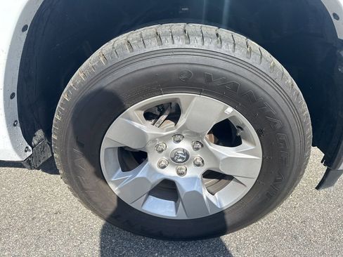 Used 2025 RAM 1500 Big Horn image 5