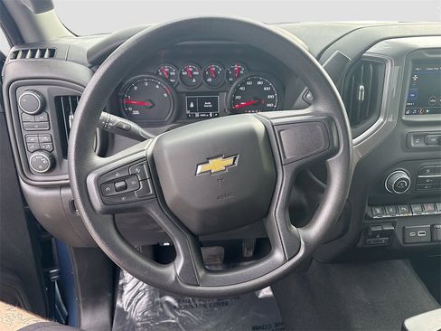 Used 2025 Chevrolet Silverado 2500 Custom w/ Custom Value Package image 11