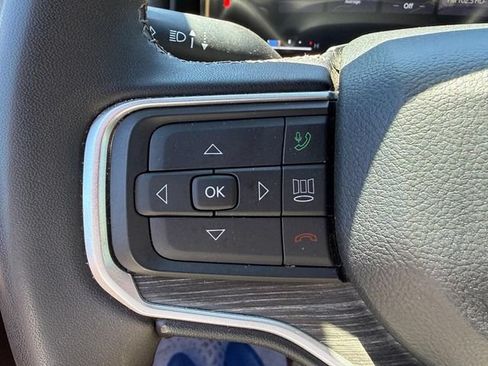 Used 2024 Jeep Wagoneer L Series III w/ Flexible Seating Group AWD/4WD image 32
