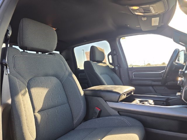 Used 2022 RAM 1500 Big Horn AWD/4WD image 17