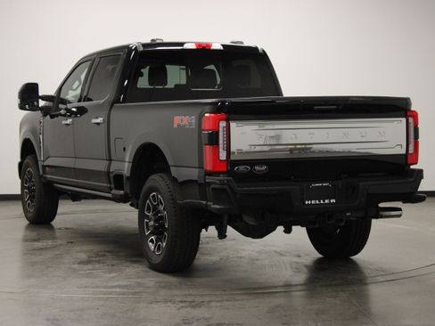 Used 2024 Ford F350 Platinum w/ FX4 Off-Road Package AWD/4WD image 6