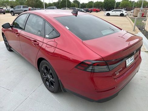 Used 2025 Honda Accord SE image 3